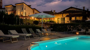  La Rosa Gialla Bio Apartments  Бароло
